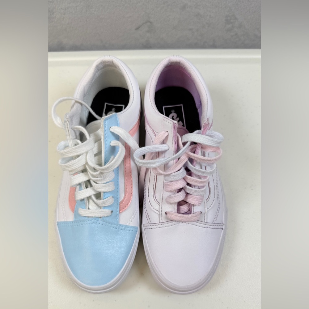 Vans Womens Size 7 Sneakers Shoes Pink Pastels Two Tone Trend Leather - Picture 4 of 8